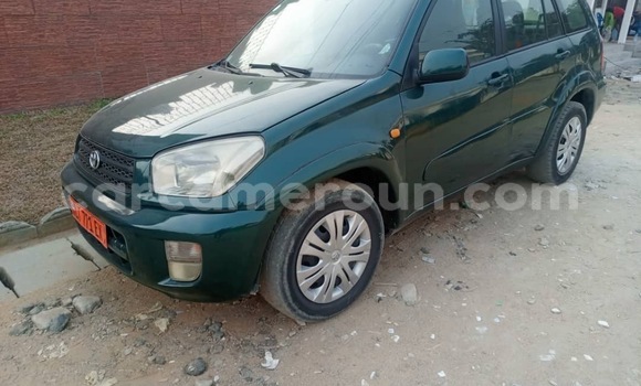 Sayi Na hannu Toyota RAV4 Green Mota in Douala a Ƙasar Kamaru Sayi Na hannu Toyota RAV4 Green Mota in Douala a Ƙasar Kamaru