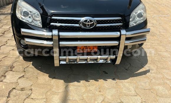Acheter Occasion Voiture Toyota RAV4 Noir à Douala, Littoral Cameroon Acheter Occasion Voiture Toyota RAV4 Noir à Douala, Littoral Cameroon