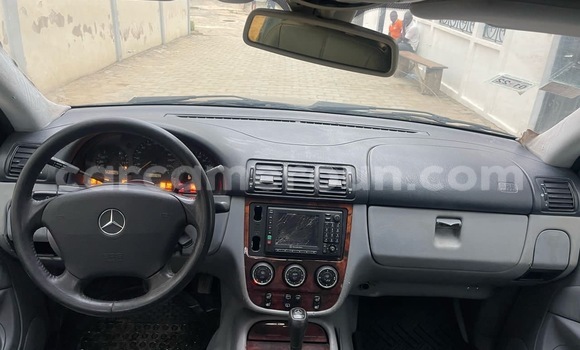 Acheter Neuf Voiture Mercedes‒Benz ML–Class Noir à Douala, Littoral Cameroon Acheter Neuf Voiture Mercedes‒Benz ML–Class Noir à Douala, Littoral Cameroon