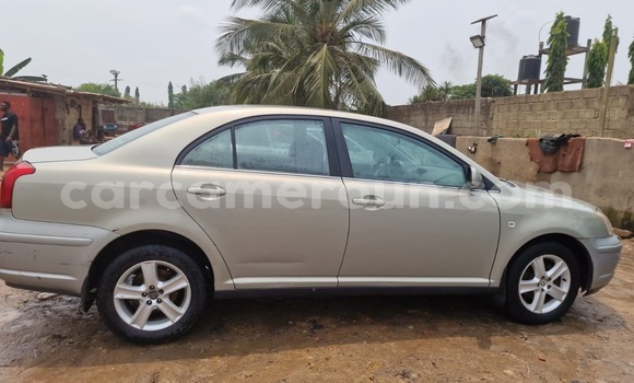 Acheter Occasion Voiture Toyota Avensis Gris à Douala, Littoral Cameroon Acheter Occasion Voiture Toyota Avensis Gris à Douala, Littoral Cameroon