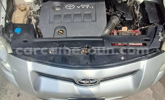 Sayi Na hannu Toyota Auris Azurfa Mota in Douala a Ƙasar Kamaru Sayi Na hannu Toyota Auris Azurfa Mota in Douala a Ƙasar Kamaru