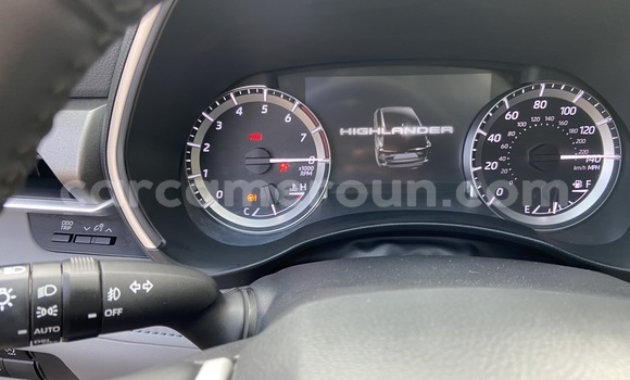 Buy Import Toyota Highlander Black Car in Douala in Littoral Cameroon Buy Import Toyota Highlander Black Car in Douala in Littoral Cameroon