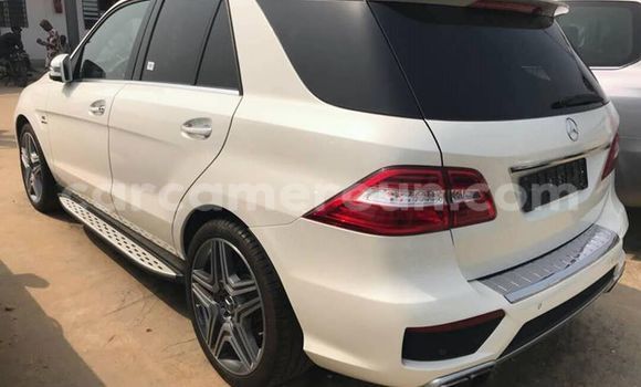Acheter Occasion Voiture Mercedes‒Benz ML–Class Blanc à Douala, Littoral Cameroon Acheter Occasion Voiture Mercedes‒Benz ML–Class Blanc à Douala, Littoral Cameroon