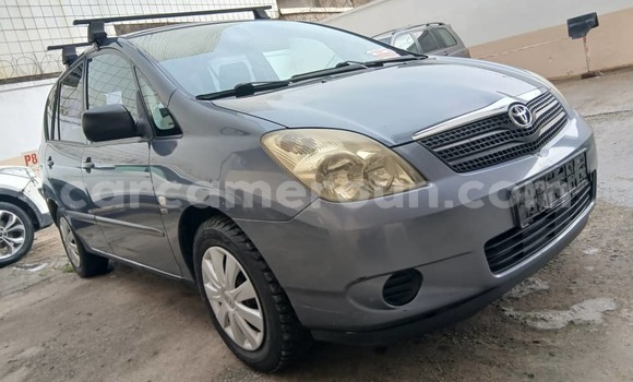 Acheter Occasion Voiture Toyota Corolla Verso Bleu à Douala, Littoral Cameroon