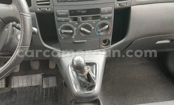 Acheter Occasion Voiture Toyota Corolla Verso Bleu à Douala, Littoral Cameroon Acheter Occasion Voiture Toyota Corolla Verso Bleu à Douala, Littoral Cameroon