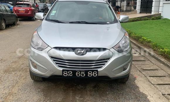 Sayi Na hannu Hyundai Tucson Azurfa Mota in Douala a Ƙasar Kamaru Sayi Na hannu Hyundai Tucson Azurfa Mota in Douala a Ƙasar Kamaru