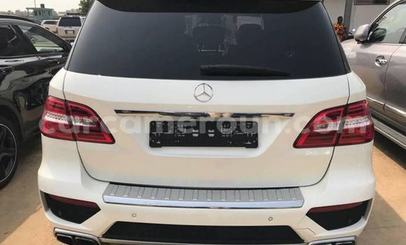 Acheter Occasion Voiture Mercedes‒Benz ML–Class Blanc à Douala, Littoral Cameroon Acheter Occasion Voiture Mercedes‒Benz ML–Class Blanc à Douala, Littoral Cameroon