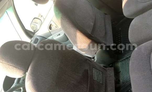 Buy Used Toyota Yaris Verso Silver Car in Douala in Littoral Cameroon Buy Used Toyota Yaris Verso Silver Car in Douala in Littoral Cameroon