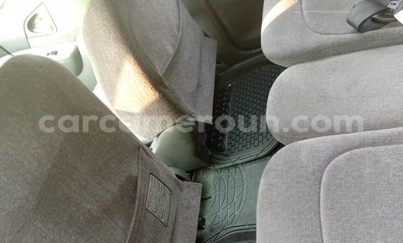 Buy Used Toyota Yaris Verso Silver Car in Douala in Littoral Cameroon Buy Used Toyota Yaris Verso Silver Car in Douala in Littoral Cameroon