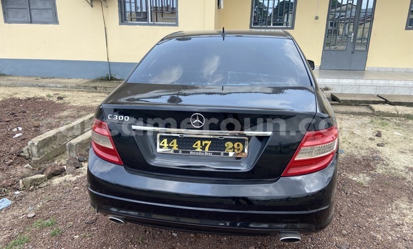 Acheter Occasion Voiture Mercedes‒Benz 300CD Noir à Douala, Littoral Cameroon Acheter Occasion Voiture Mercedes‒Benz 300CD Noir à Douala, Littoral Cameroon
