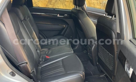 Buy Used Kia Sorento Silver Car in Douala in Littoral Cameroon Buy Used Kia Sorento Silver Car in Douala in Littoral Cameroon