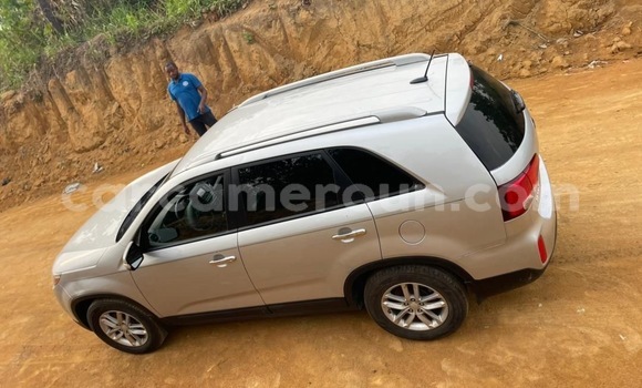 Buy Used Kia Sorento Silver Car in Douala in Littoral Cameroon Buy Used Kia Sorento Silver Car in Douala in Littoral Cameroon