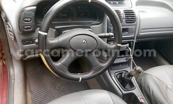 Acheter Occasion Voiture Renault Laguna Rouge à Yaoundé, Central Cameroon Acheter Occasion Voiture Renault Laguna Rouge à Yaoundé, Central Cameroon