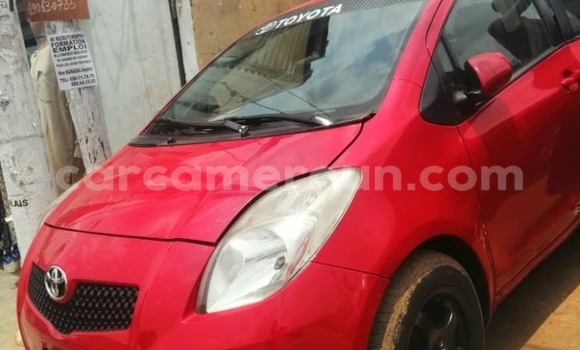 Acheter Occasion Voiture Toyota Yaris Rouge à Yaoundé, Central Cameroon Acheter Occasion Voiture Toyota Yaris Rouge à Yaoundé, Central Cameroon