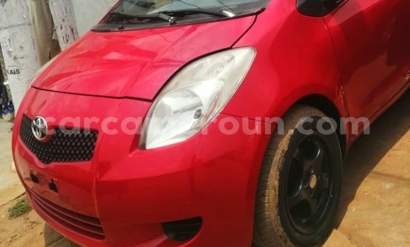 Acheter Occasion Voiture Toyota Yaris Rouge à Yaoundé, Central Cameroon Acheter Occasion Voiture Toyota Yaris Rouge à Yaoundé, Central Cameroon
