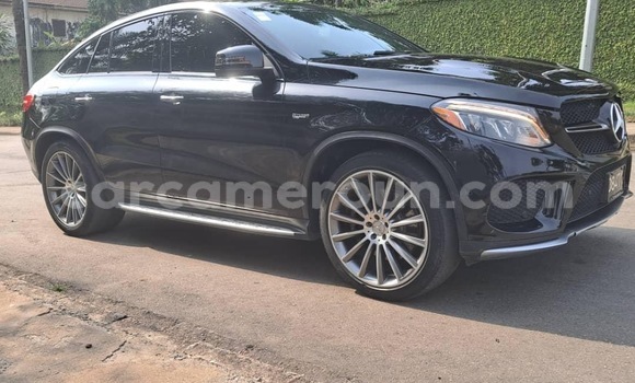 Sayi Sabo Mercedes‒Benz AMG GLE Black Mota in Douala a Ƙasar Kamaru Sayi Sabo Mercedes‒Benz AMG GLE Black Mota in Douala a Ƙasar Kamaru
