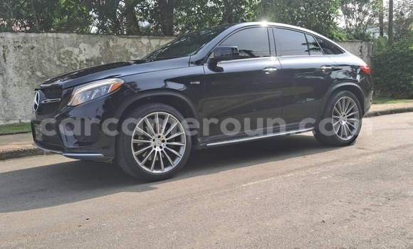 Sayi Sabo Mercedes‒Benz AMG GLE Black Mota in Douala a Ƙasar Kamaru Sayi Sabo Mercedes‒Benz AMG GLE Black Mota in Douala a Ƙasar Kamaru