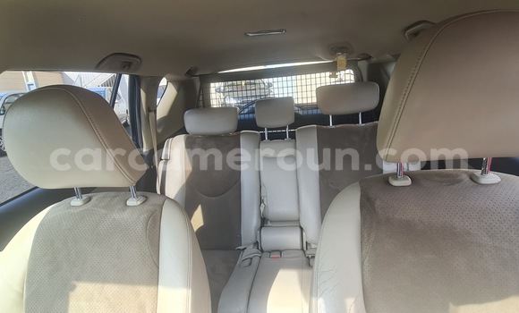 Acheter Import Voiture Toyota RAV4 Gris à Douala, Littoral Cameroon Acheter Import Voiture Toyota RAV4 Gris à Douala, Littoral Cameroon