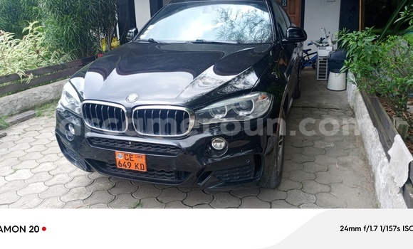 Sayi Na hannu BMW X6 Black Mota in Douala a Ƙasar Kamaru
