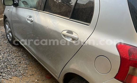Acheter Occasion Voiture Toyota Yaris Gris à Douala, Littoral Cameroon Acheter Occasion Voiture Toyota Yaris Gris à Douala, Littoral Cameroon