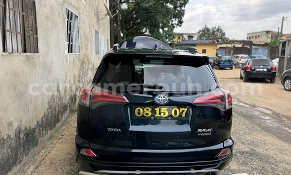 Acheter Import Voiture Toyota RAV4 Noir à Douala, Littoral Cameroon Acheter Import Voiture Toyota RAV4 Noir à Douala, Littoral Cameroon
