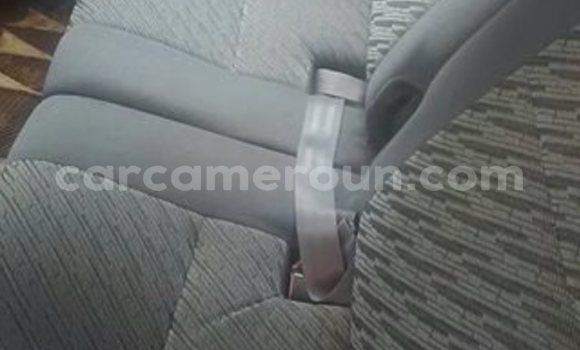 Acheter Occasion Voiture Toyota RAV4 Rouge à Yaoundé, Central Cameroon Acheter Occasion Voiture Toyota RAV4 Rouge à Yaoundé, Central Cameroon