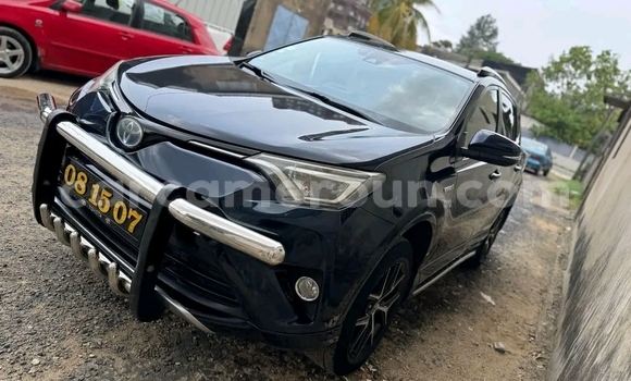 Acheter Import Voiture Toyota RAV4 Noir à Douala, Littoral Cameroon Acheter Import Voiture Toyota RAV4 Noir à Douala, Littoral Cameroon