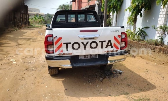 Acheter Neuf Voiture Toyota Hiluxe VIGO Noir à Douala, Littoral Cameroon Acheter Neuf Voiture Toyota Hiluxe VIGO Noir à Douala, Littoral Cameroon