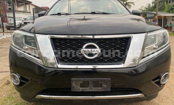 Sayi Imported Nissan Pathfinder Black Mota in Douala a Ƙasar Kamaru Sayi Imported Nissan Pathfinder Black Mota in Douala a Ƙasar Kamaru