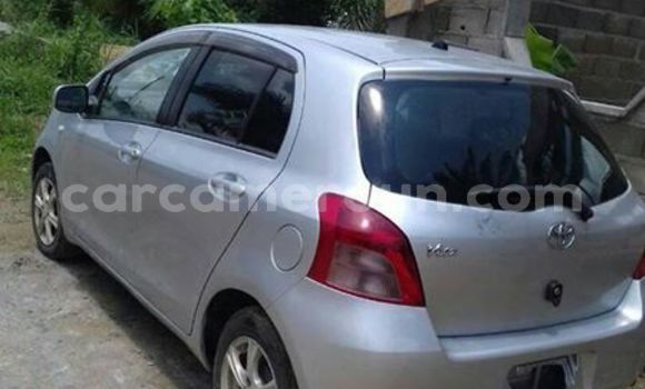 Acheter Occasion Voiture Toyota Yaris Gris à Yaoundé, Central Cameroon Acheter Occasion Voiture Toyota Yaris Gris à Yaoundé, Central Cameroon