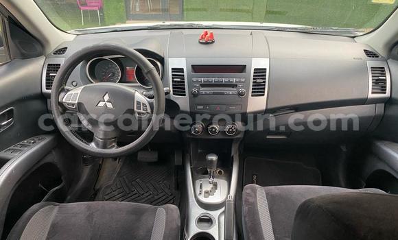 Acheter Import Voiture Mitsubishi Outlander Blanc à Douala, Littoral Cameroon Acheter Import Voiture Mitsubishi Outlander Blanc à Douala, Littoral Cameroon