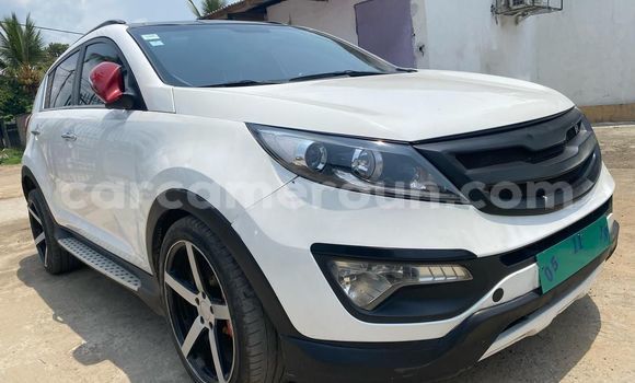 Acheter Import Voiture Kia Sportage Blanc à Douala, Littoral Cameroon