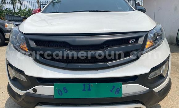 Acheter Import Voiture Kia Sportage Blanc à Douala, Littoral Cameroon Acheter Import Voiture Kia Sportage Blanc à Douala, Littoral Cameroon