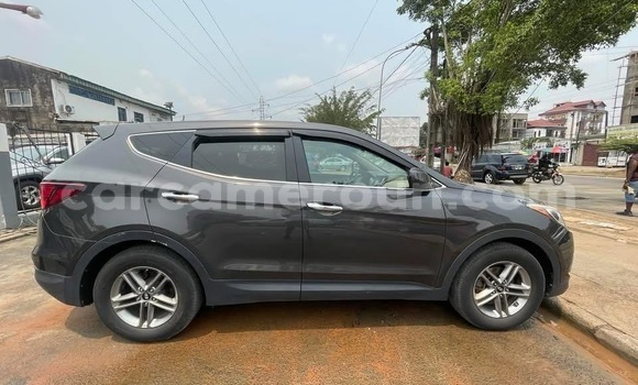 Acheter Import Voiture Hyundai Santa Fe Autre à Douala, Littoral Cameroon Acheter Import Voiture Hyundai Santa Fe Autre à Douala, Littoral Cameroon
