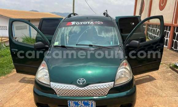 Buy Used Toyota Yaris Verso Black Car in Yaounde in Central Cameroon Buy Used Toyota Yaris Verso Black Car in Yaounde in Central Cameroon
