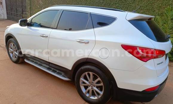 Buy Used Hyundai Santa Fe White Car in Yaounde in Central Cameroon Buy Used Hyundai Santa Fe White Car in Yaounde in Central Cameroon