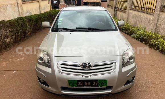 Sayi Na hannu Toyota Avensis Sauran Mota in Yaounde a Babban Kamaru