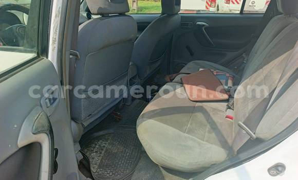 Acheter Occasion Voiture Toyota RAV4 Blanc à Yaoundé, Central Cameroon Acheter Occasion Voiture Toyota RAV4 Blanc à Yaoundé, Central Cameroon