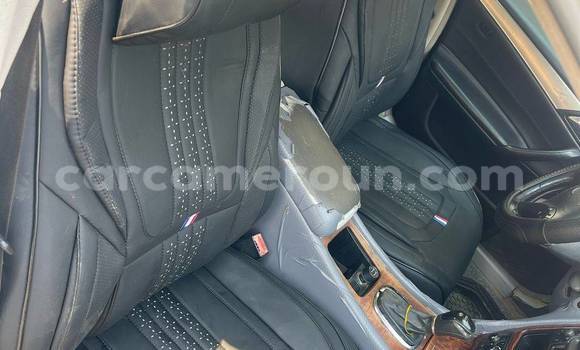 Acheter Occasion Voiture Mercedes‒Benz C–Class Blanc à Yaoundé, Central Cameroon Acheter Occasion Voiture Mercedes‒Benz C–Class Blanc à Yaoundé, Central Cameroon