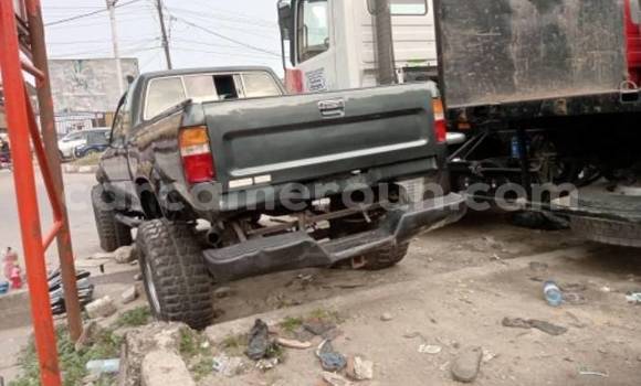 Acheter Occasion Voiture Toyota Pickup Autre à Yaoundé, Central Cameroon Acheter Occasion Voiture Toyota Pickup Autre à Yaoundé, Central Cameroon
