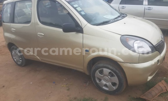 Acheter Occasion Voiture Toyota Yaris Verso Beige à Douala, Littoral Cameroon Acheter Occasion Voiture Toyota Yaris Verso Beige à Douala, Littoral Cameroon