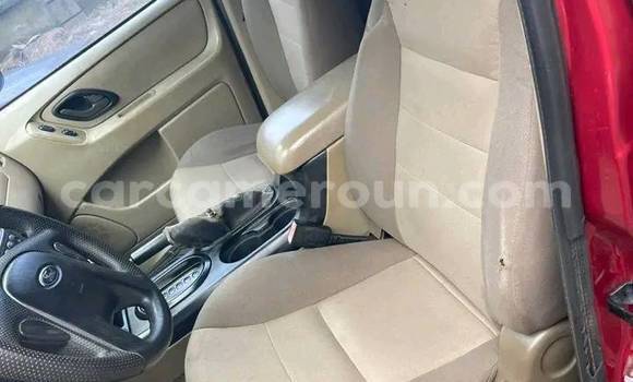 Acheter Occasion Voiture Ford Escape Rouge à Yaoundé, Central Cameroon Acheter Occasion Voiture Ford Escape Rouge à Yaoundé, Central Cameroon