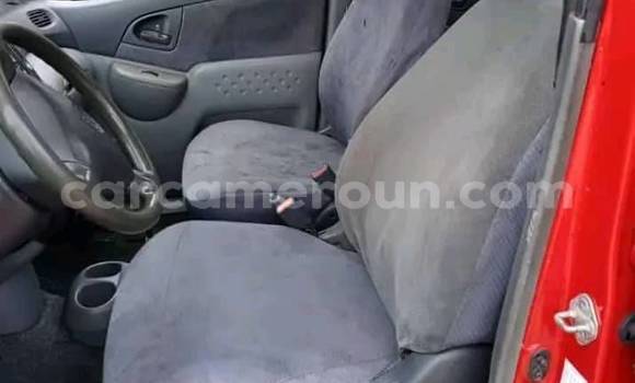 Acheter Occasion Voiture Toyota Yaris Rouge à Yaoundé, Central Cameroon Acheter Occasion Voiture Toyota Yaris Rouge à Yaoundé, Central Cameroon