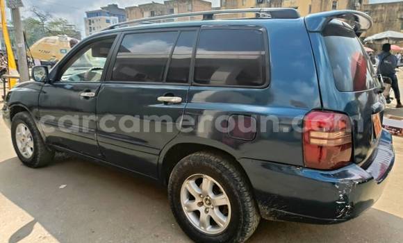 Acheter Occasion Voiture Toyota Highlander Bleu à Yaoundé, Central Cameroon Acheter Occasion Voiture Toyota Highlander Bleu à Yaoundé, Central Cameroon