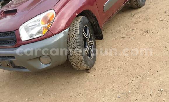 Acheter Occasion Voiture Toyota RAV4 Rouge à Yaoundé, Central Cameroon Acheter Occasion Voiture Toyota RAV4 Rouge à Yaoundé, Central Cameroon