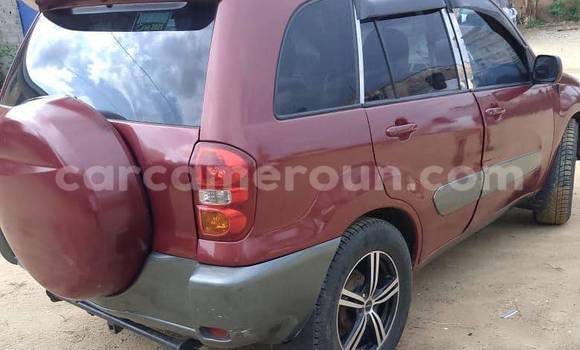 Acheter Occasion Voiture Toyota RAV4 Rouge à Yaoundé, Central Cameroon Acheter Occasion Voiture Toyota RAV4 Rouge à Yaoundé, Central Cameroon