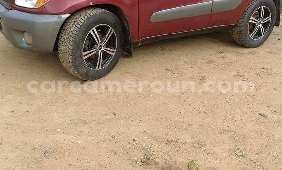 Acheter Occasion Voiture Toyota RAV4 Rouge à Yaoundé, Central Cameroon Acheter Occasion Voiture Toyota RAV4 Rouge à Yaoundé, Central Cameroon