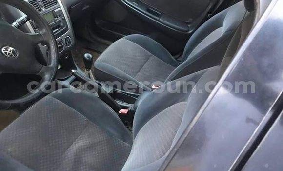 Sayi Na hannu Toyota Avensis Azurfa Mota in Yaounde a Babban Kamaru Sayi Na hannu Toyota Avensis Azurfa Mota in Yaounde a Babban Kamaru