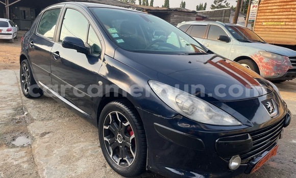 Sayi Na hannu Peugeot 308 Blue Mota in Douala a Ƙasar Kamaru Sayi Na hannu Peugeot 308 Blue Mota in Douala a Ƙasar Kamaru