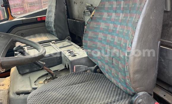 Sayi Imported Mercedes‒Benz 2628 Sauran Babbar mota in Douala a Ƙasar Kamaru Sayi Imported Mercedes‒Benz 2628 Sauran Babbar mota in Douala a Ƙasar Kamaru